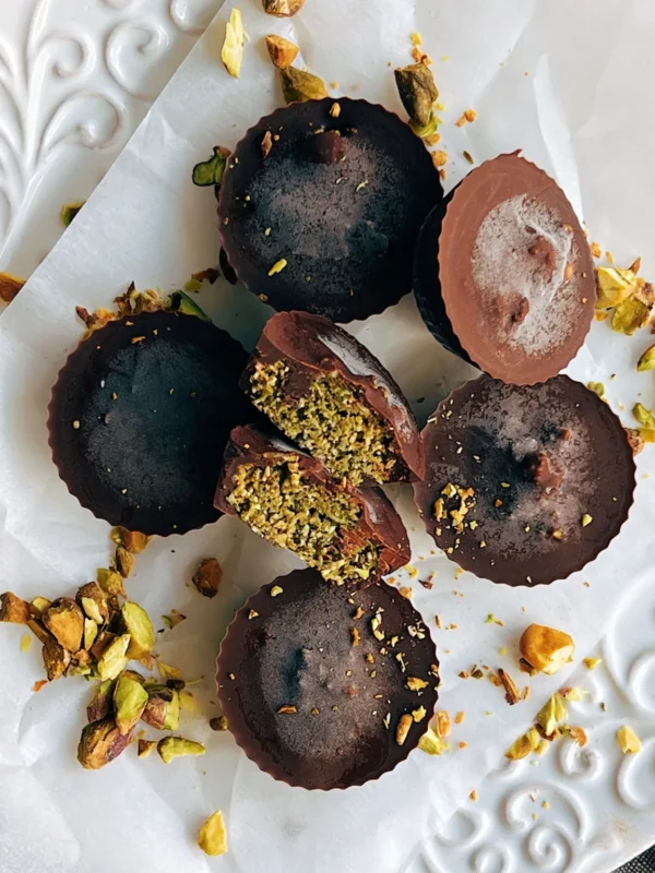 Dubai Kunafa Chocolate Cupcakes - Super Arabic Delight (41 Pieces | 16.01 oz / 1 lb / 454g) - Image 3